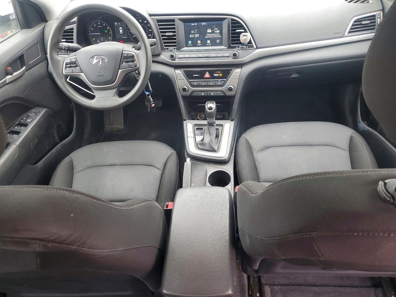 Hyundai ELANTRA Sel