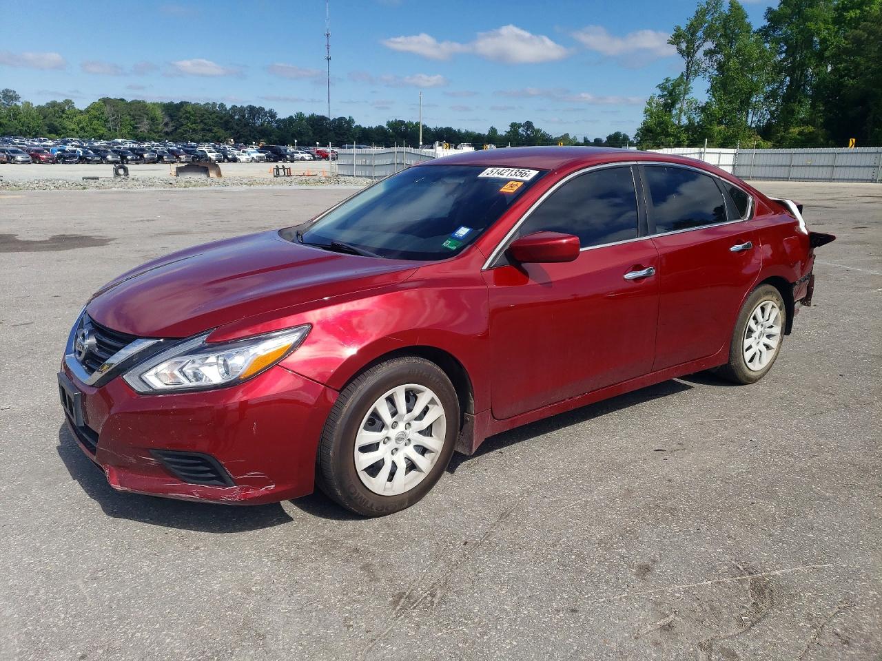 Salvage Nissan Altima Image