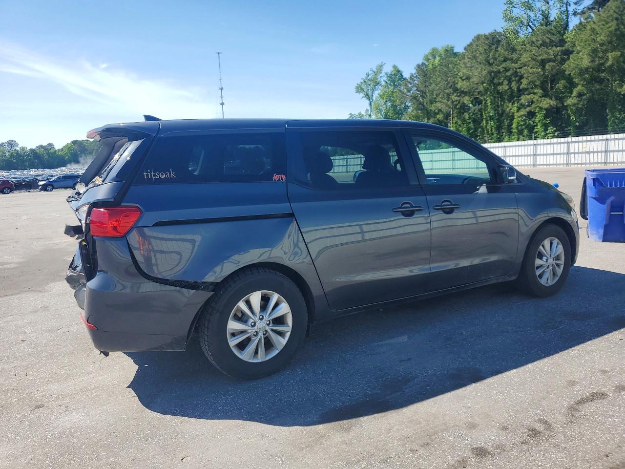 Kia Sedona Lx