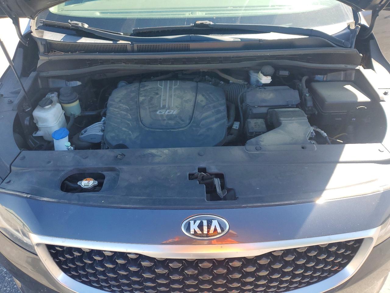 Kia Sedona Lx