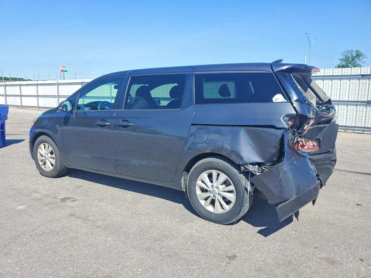 Kia Sedona Lx