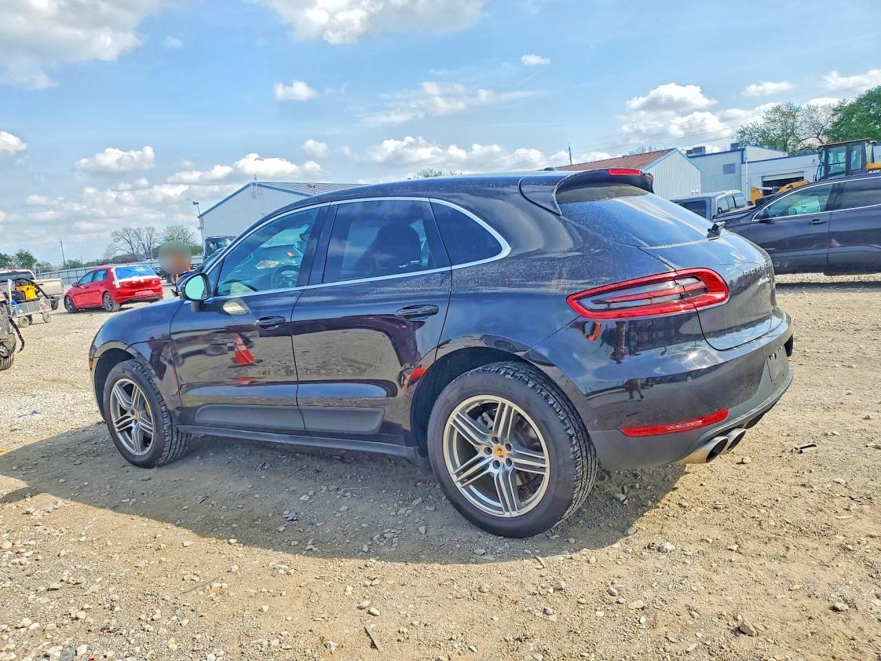 Porsche Macan S