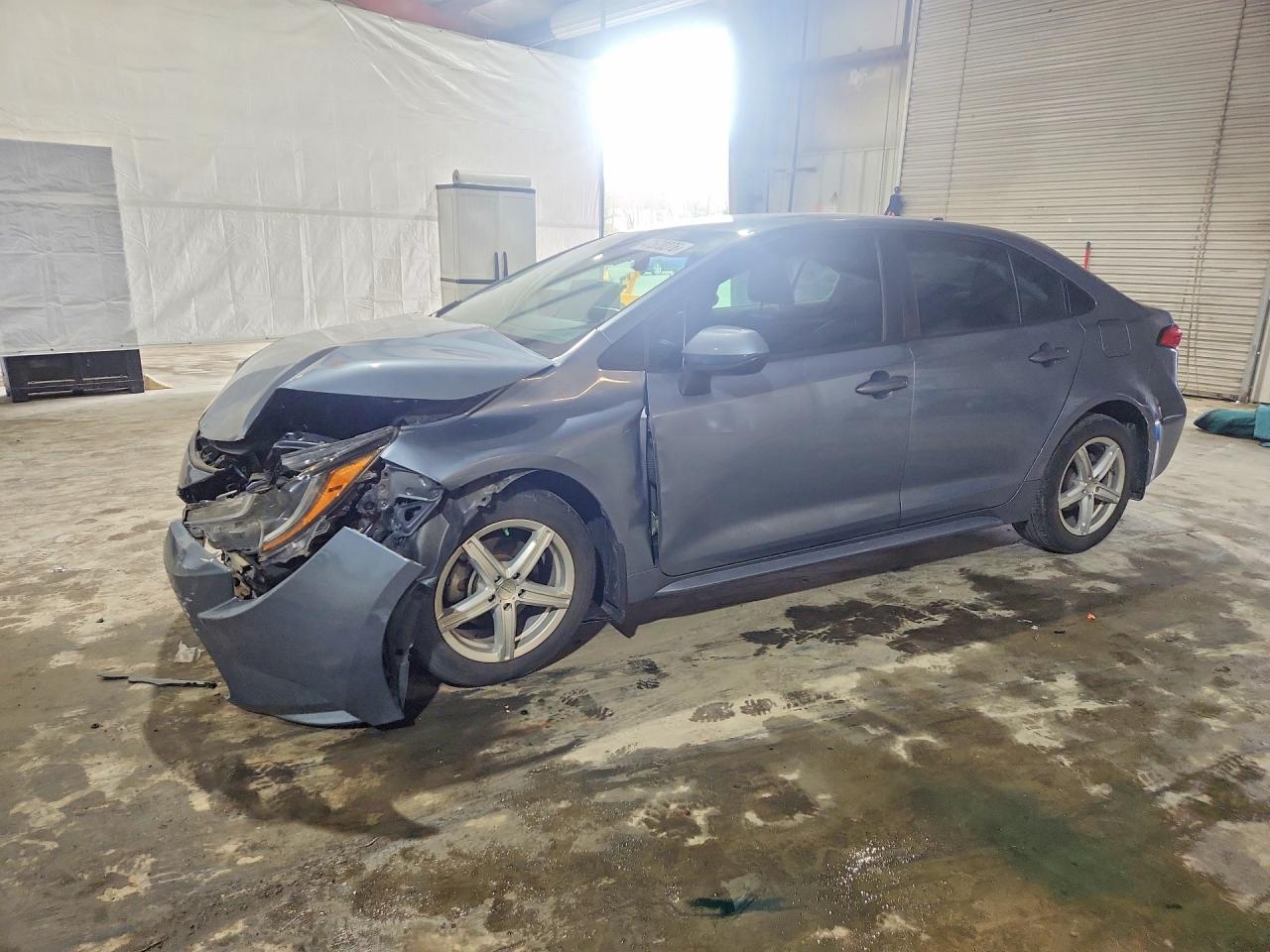 Salvage Toyota Corolla Image
