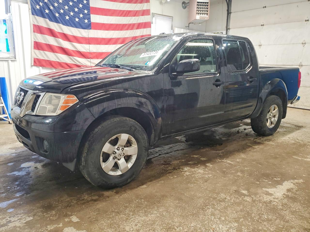Salvage Nissan Frontier Image