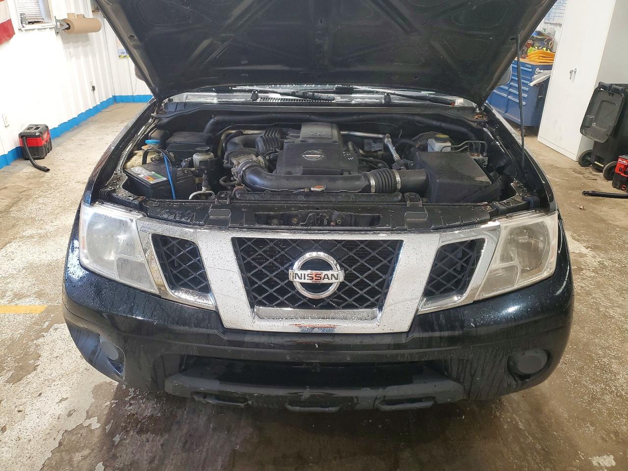 Nissan Frontier S
