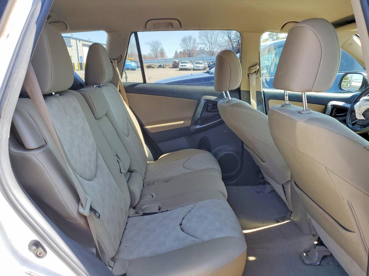 Toyota RAV4 Base