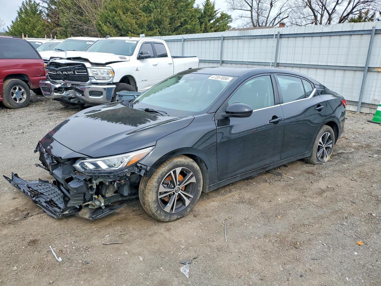 Salvage Nissan Sentra Image