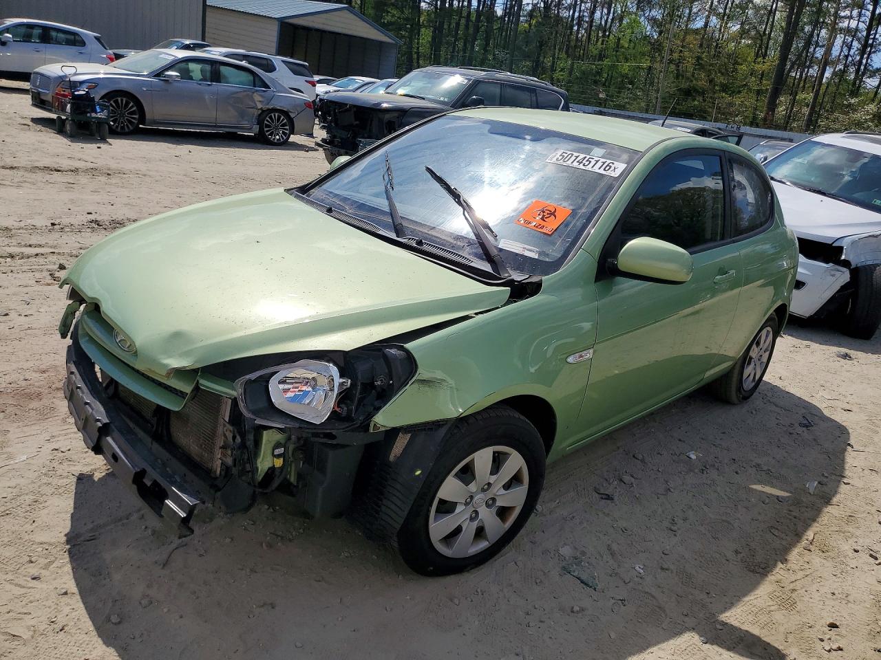 Salvage Hyundai ACCENT Image