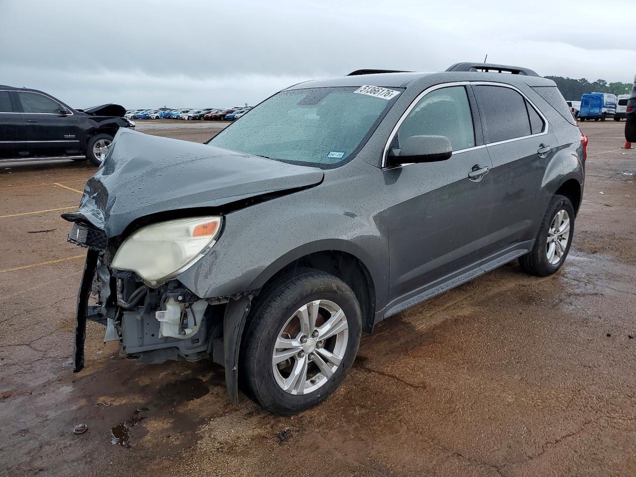 Salvage Chevrolet Equinox Image