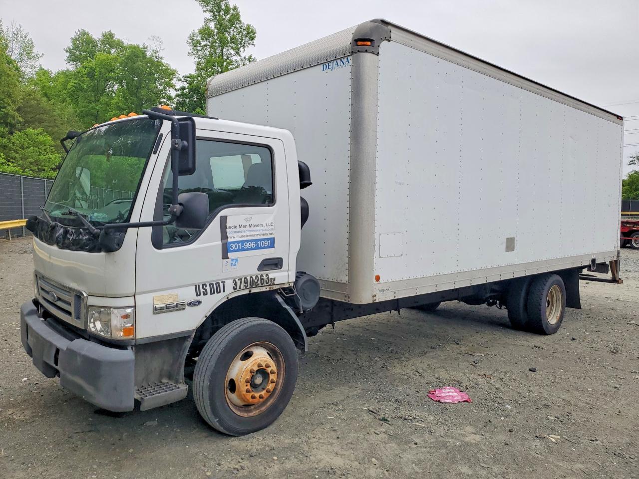 Salvage Ford Cab Forw Image