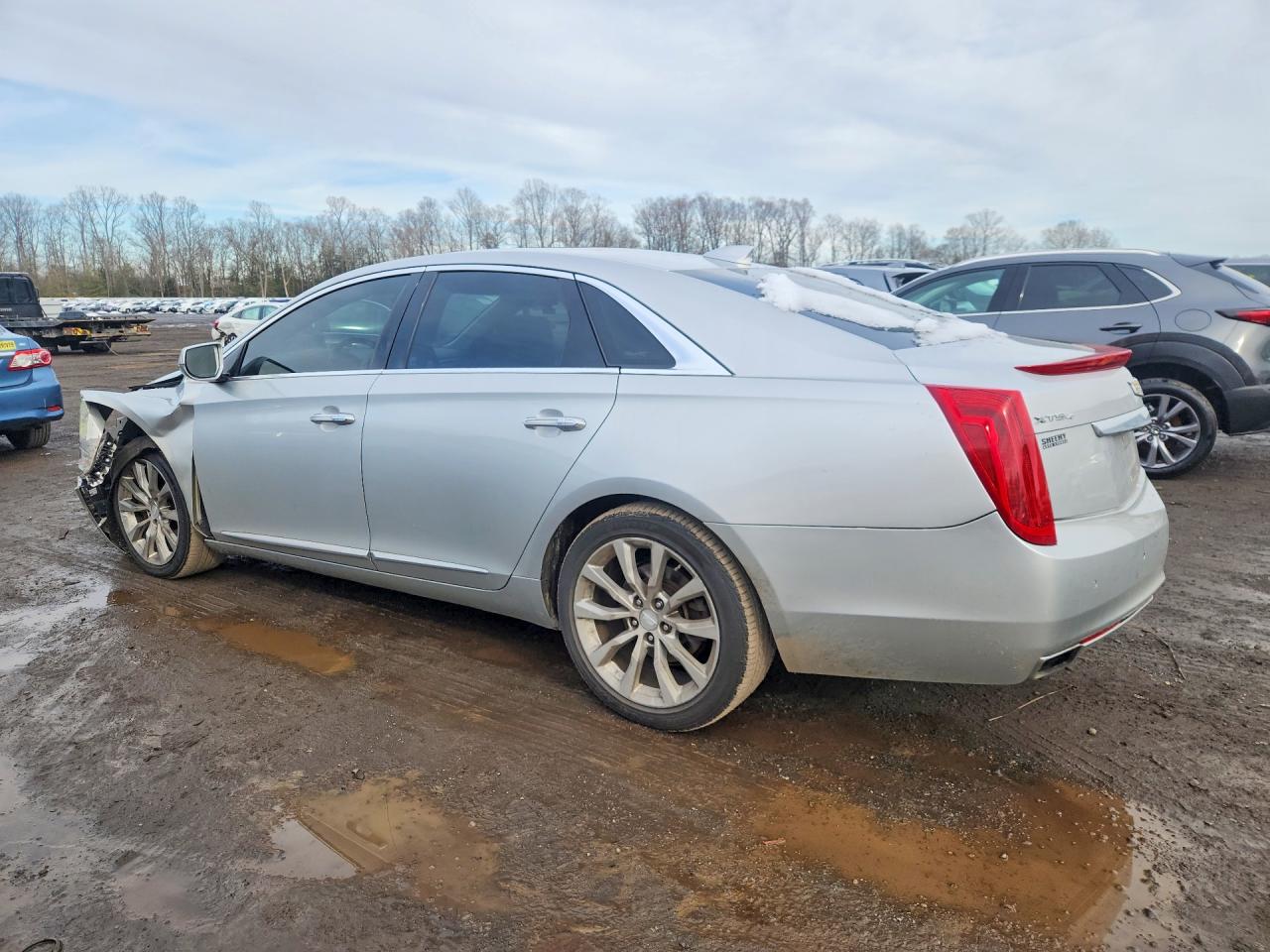 Cadillac XTS Luxury Collection