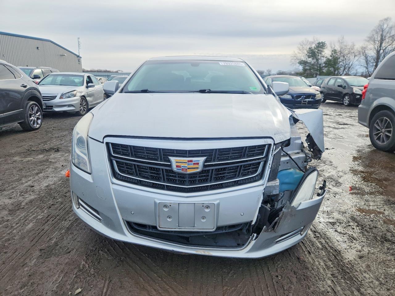 Cadillac XTS Luxury Collection