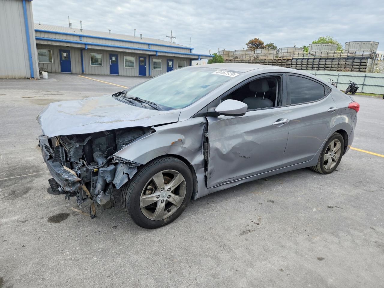 Salvage Hyundai ELANTRA Image
