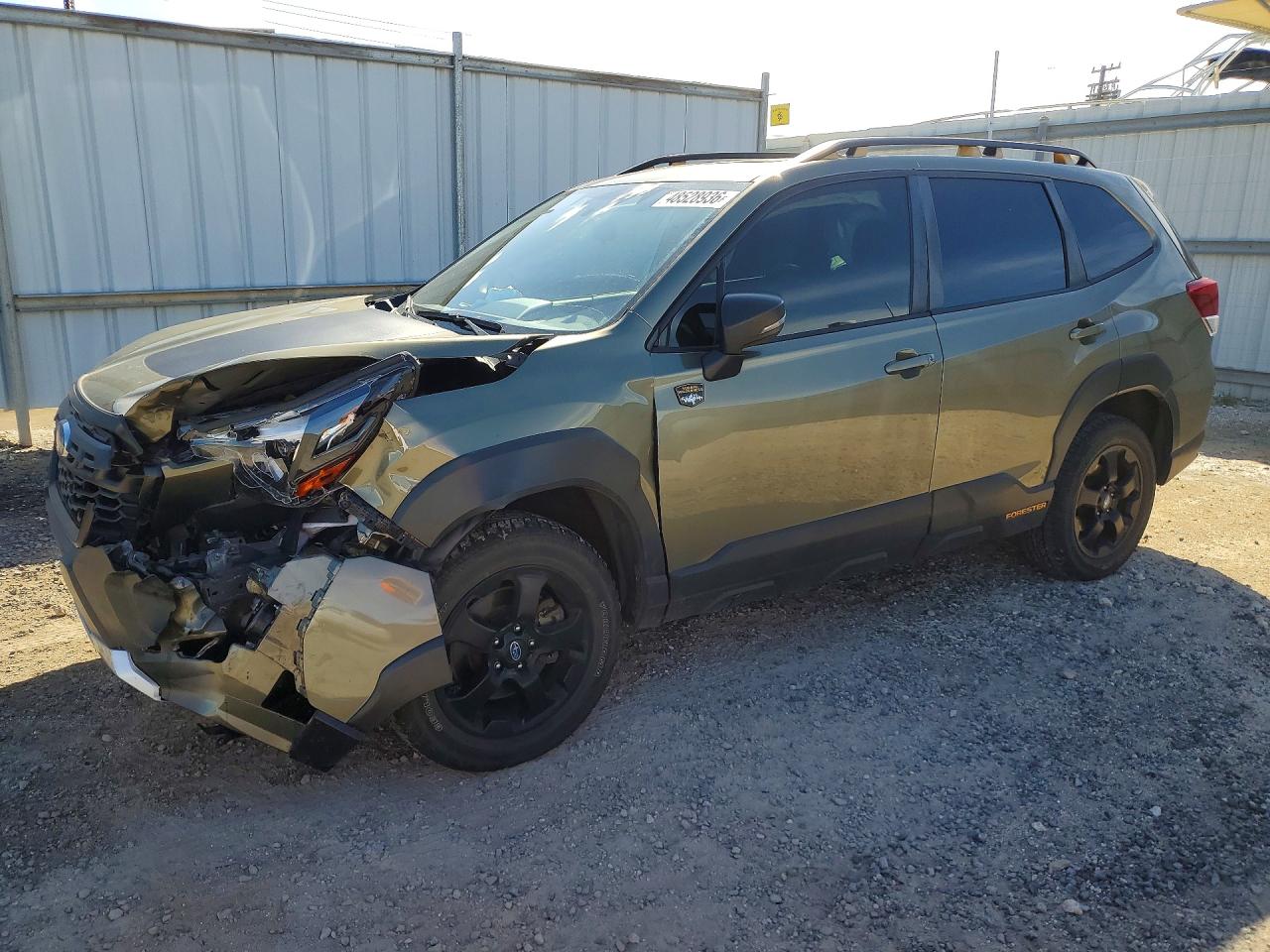 Salvage Subaru Forester Image