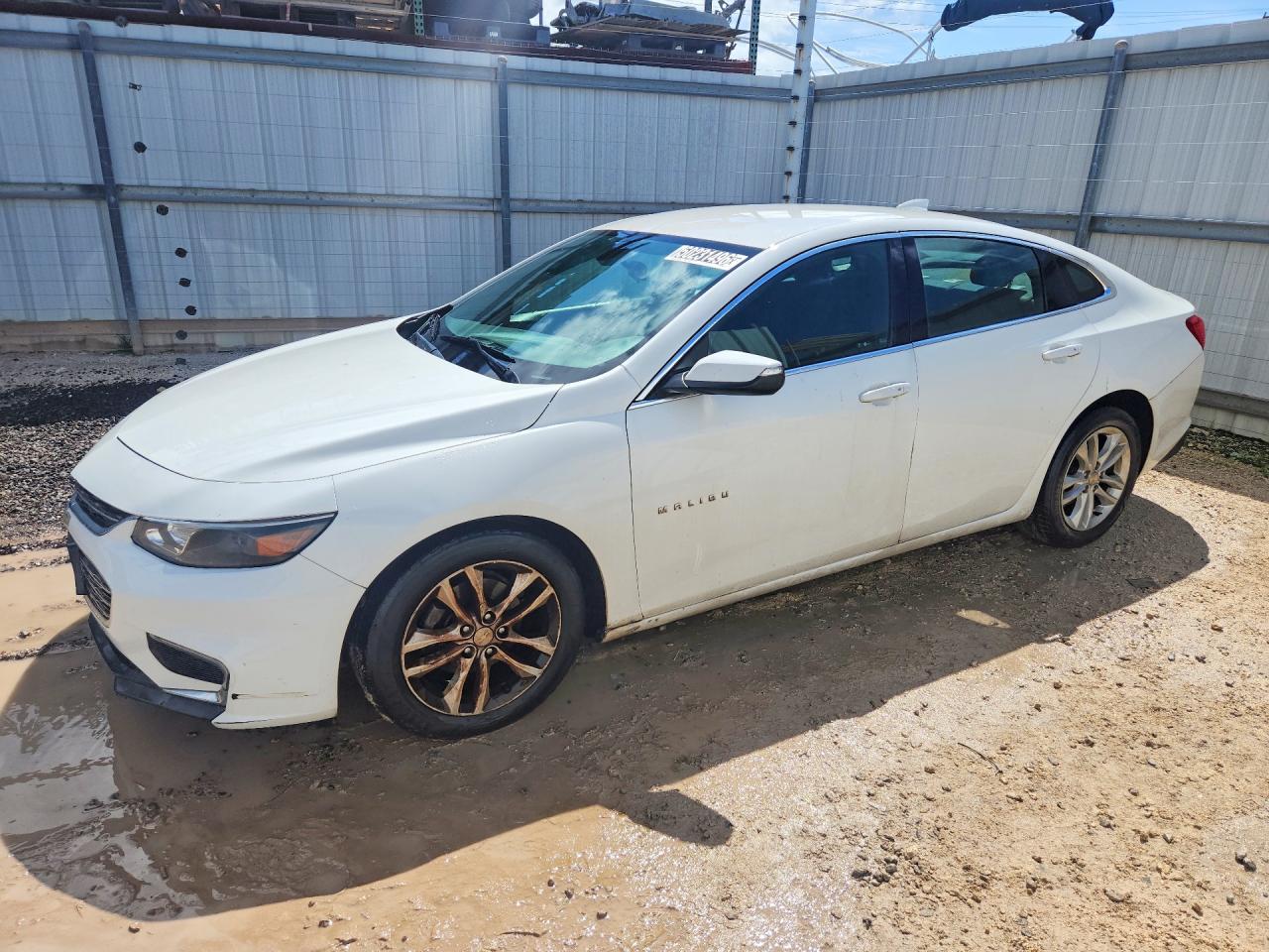 Salvage Chevrolet Malibu Image