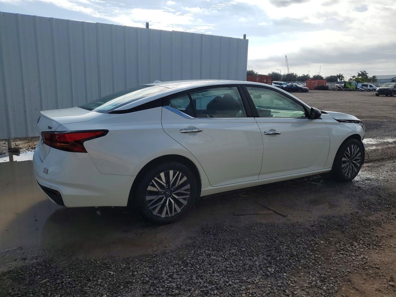 Nissan Altima Sv