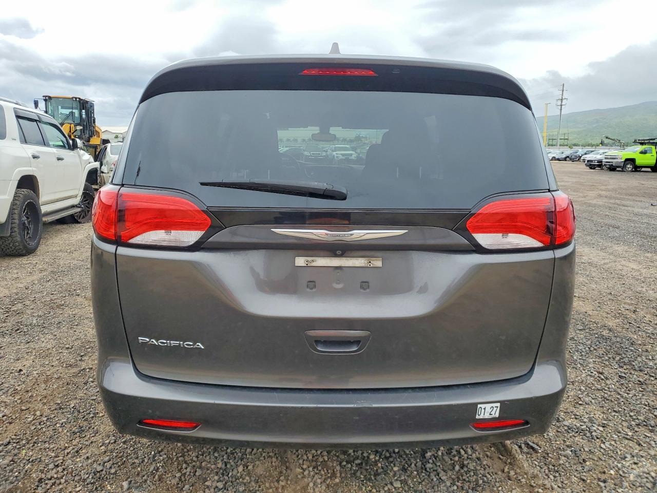 Chrysler Pacifica Touring