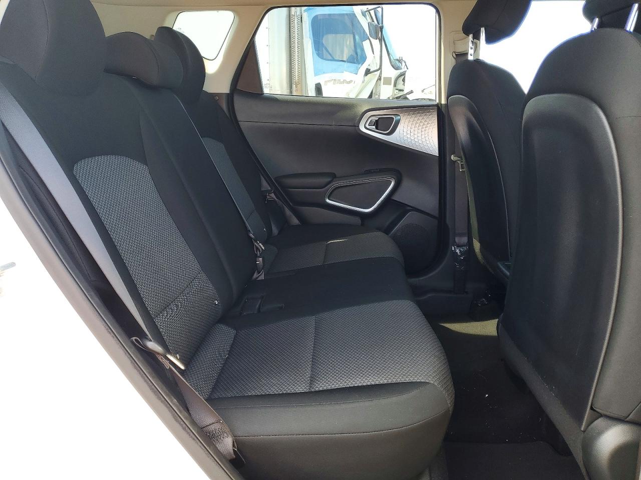 Kia Soul Lx