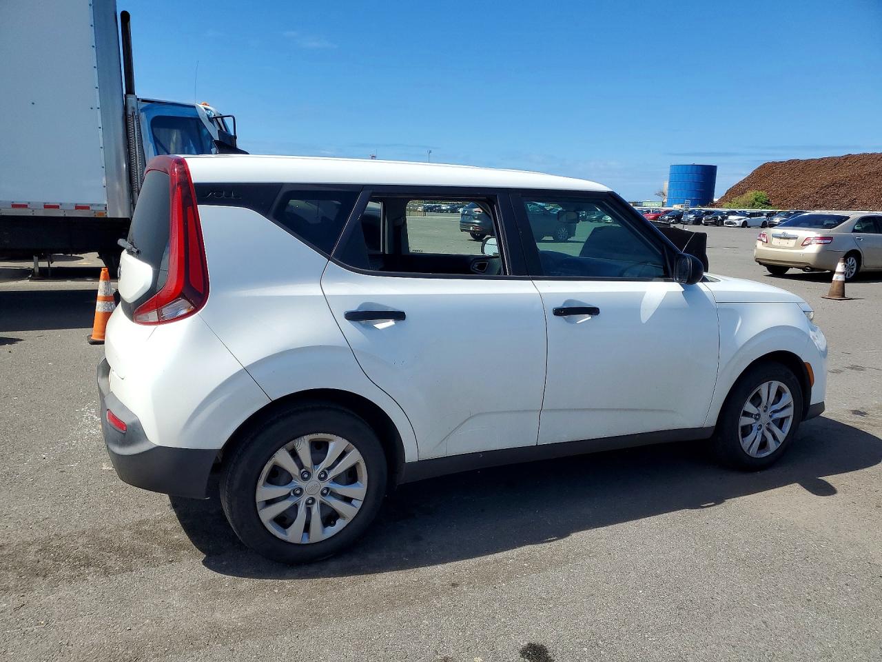 Kia Soul Lx