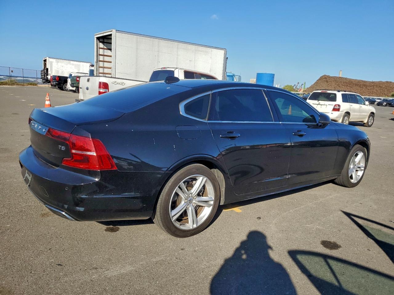 Volvo S90 T5 Momentum