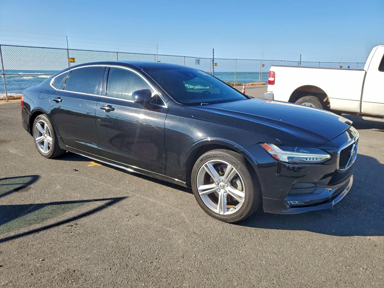 Volvo S90 T5 Momentum