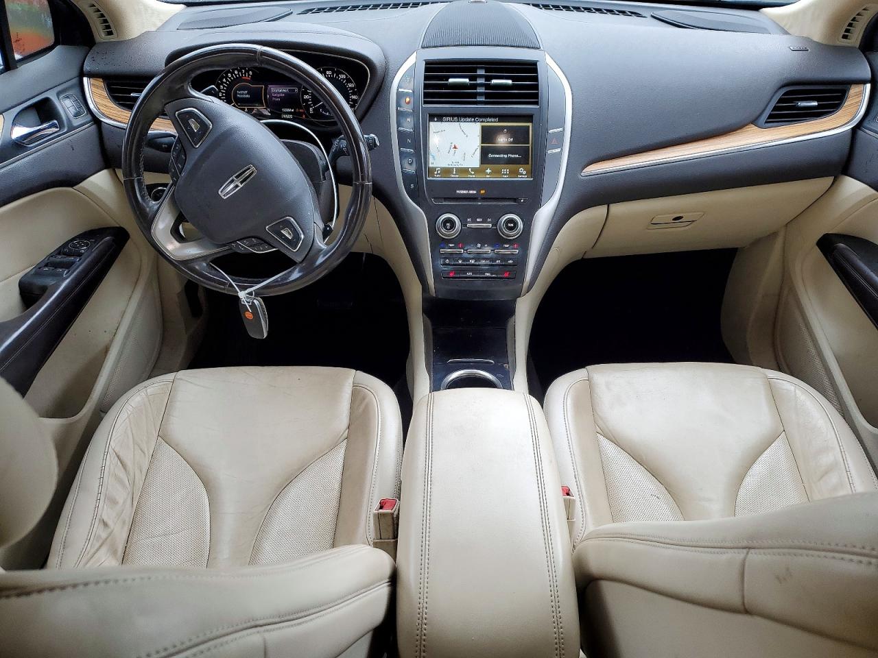 Lincoln MKC Select
