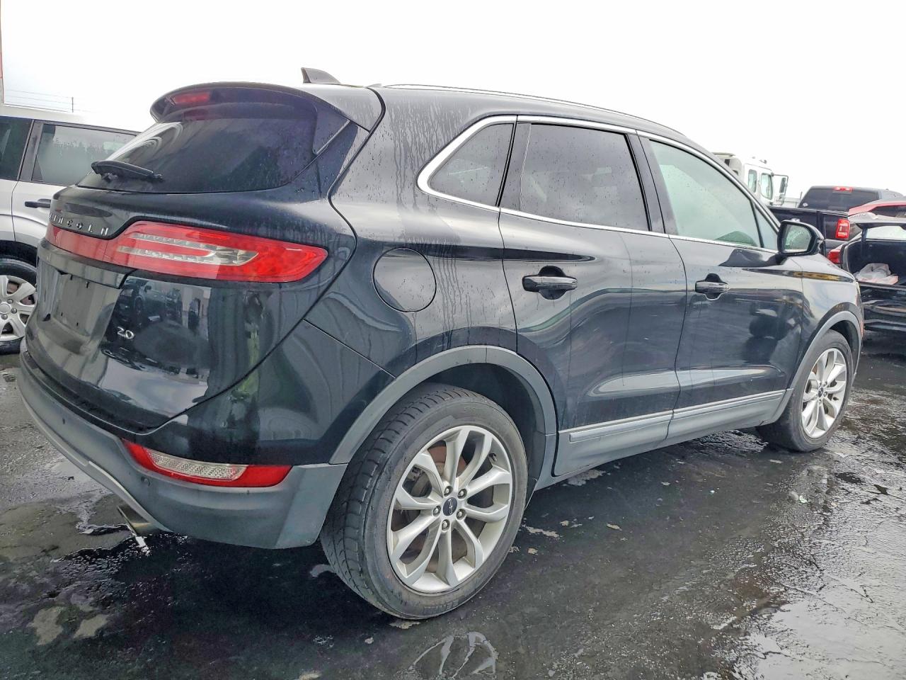 Lincoln MKC Select