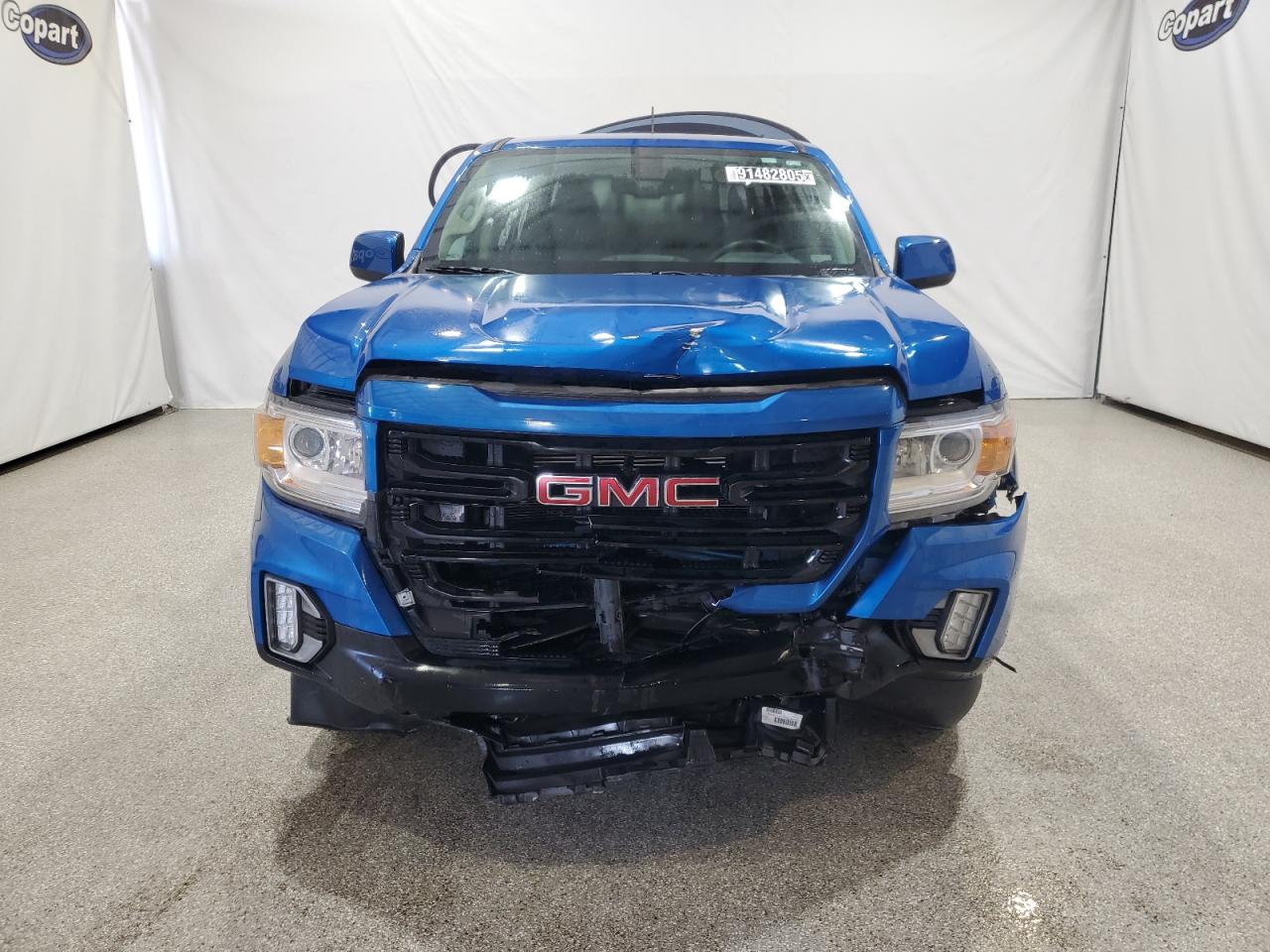 GMC Canyon Elevation