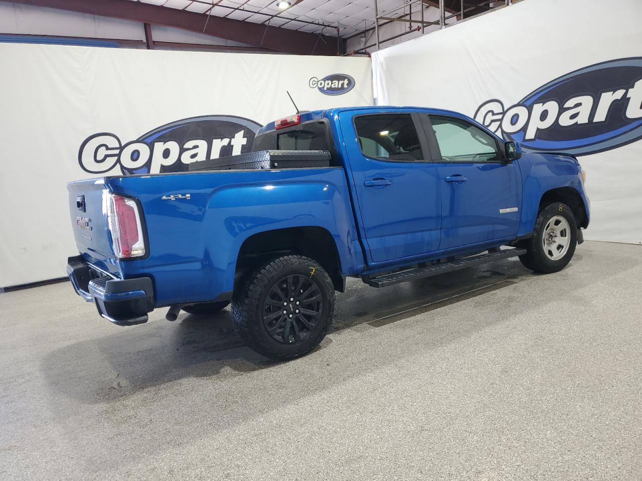 GMC Canyon Elevation