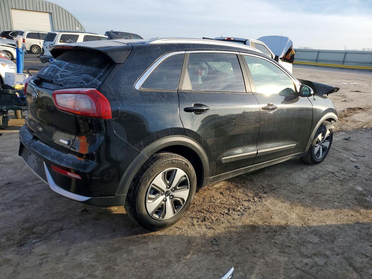 Kia Niro Lx