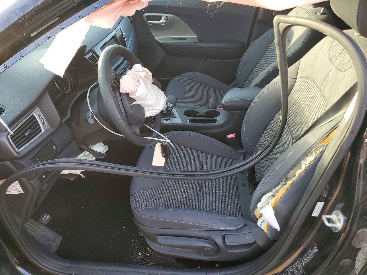 Kia Niro Lx