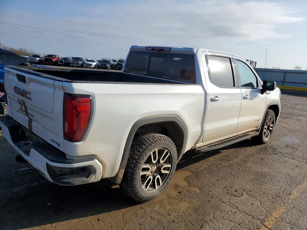 GMC Sierra K1500 At4