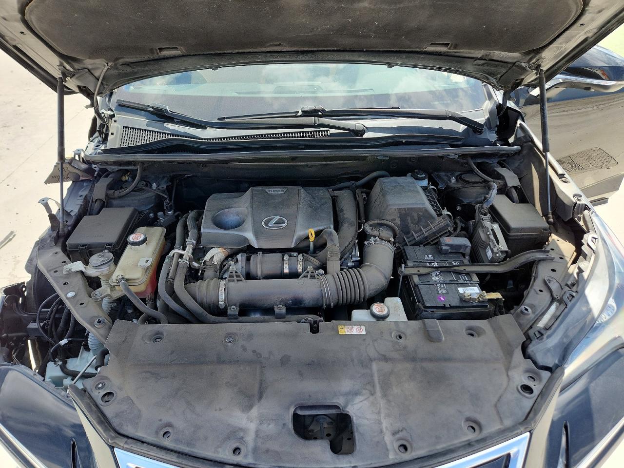 Lexus NX Base