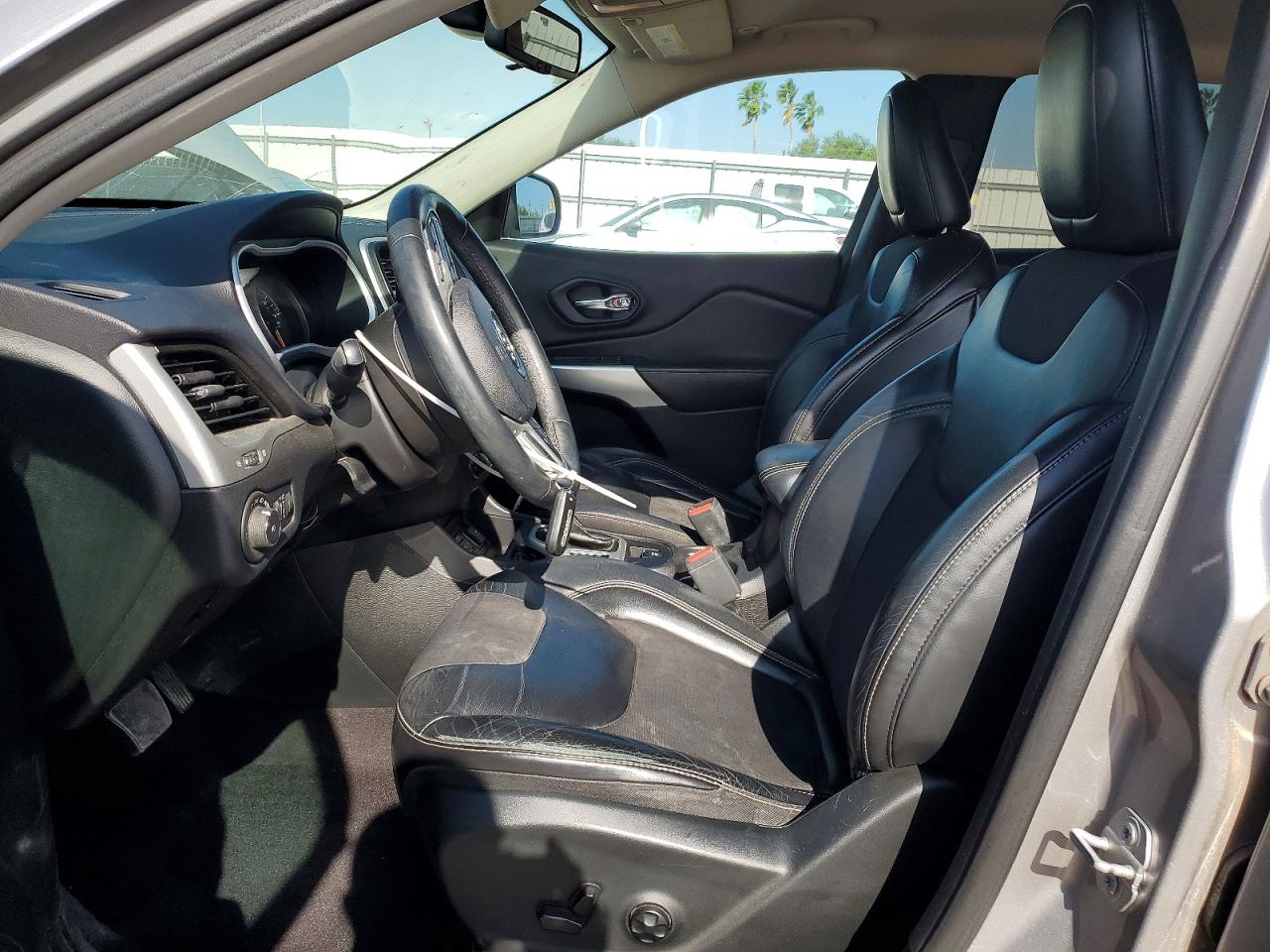 Jeep Grand Cherokee Latitude Plus