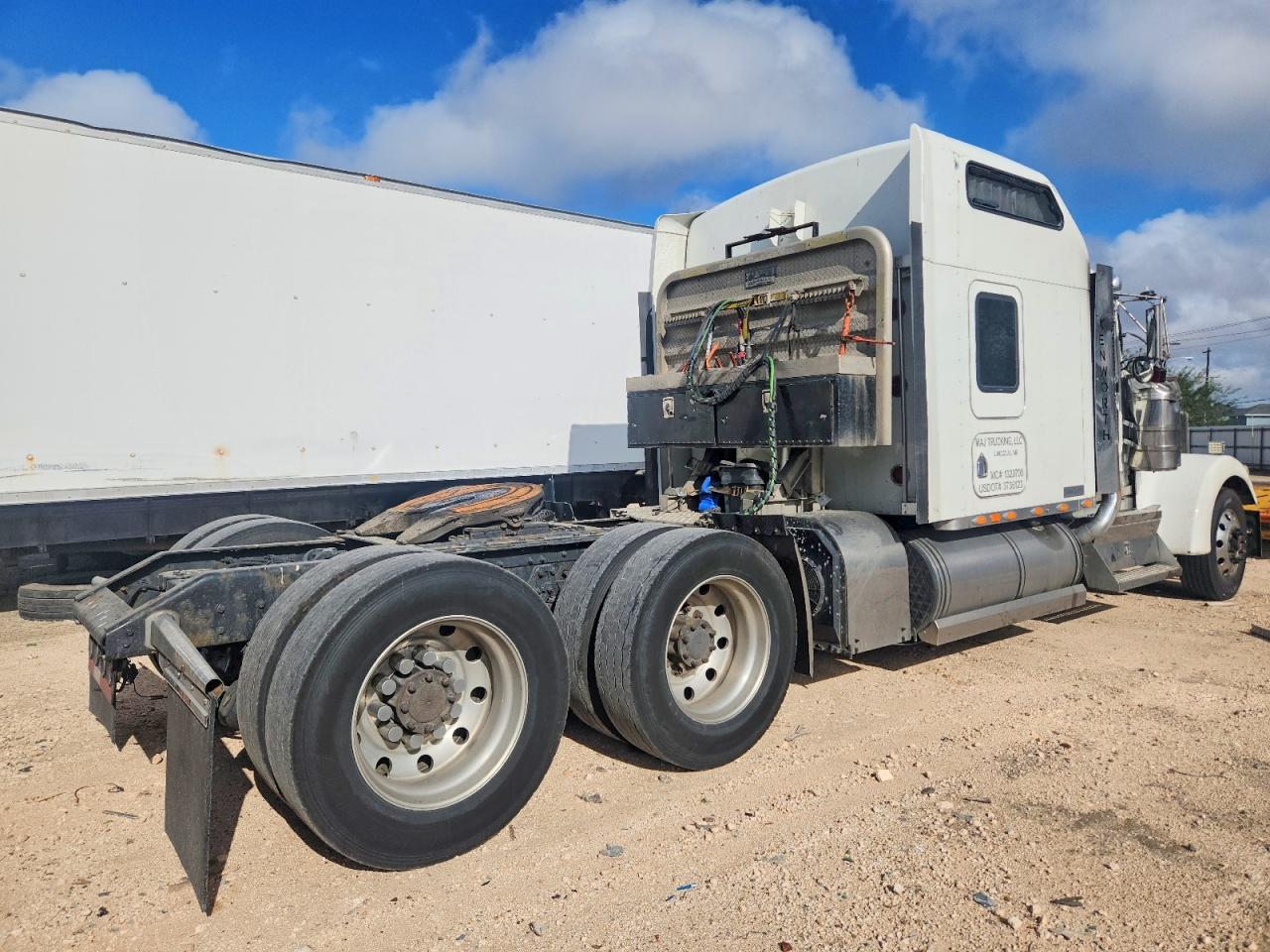 Kenworth Construction