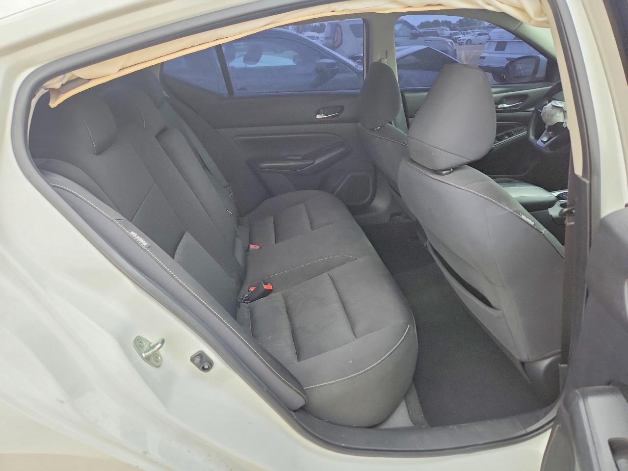 Nissan Altima S