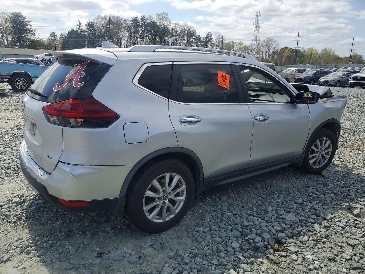 Nissan Rogue Sv