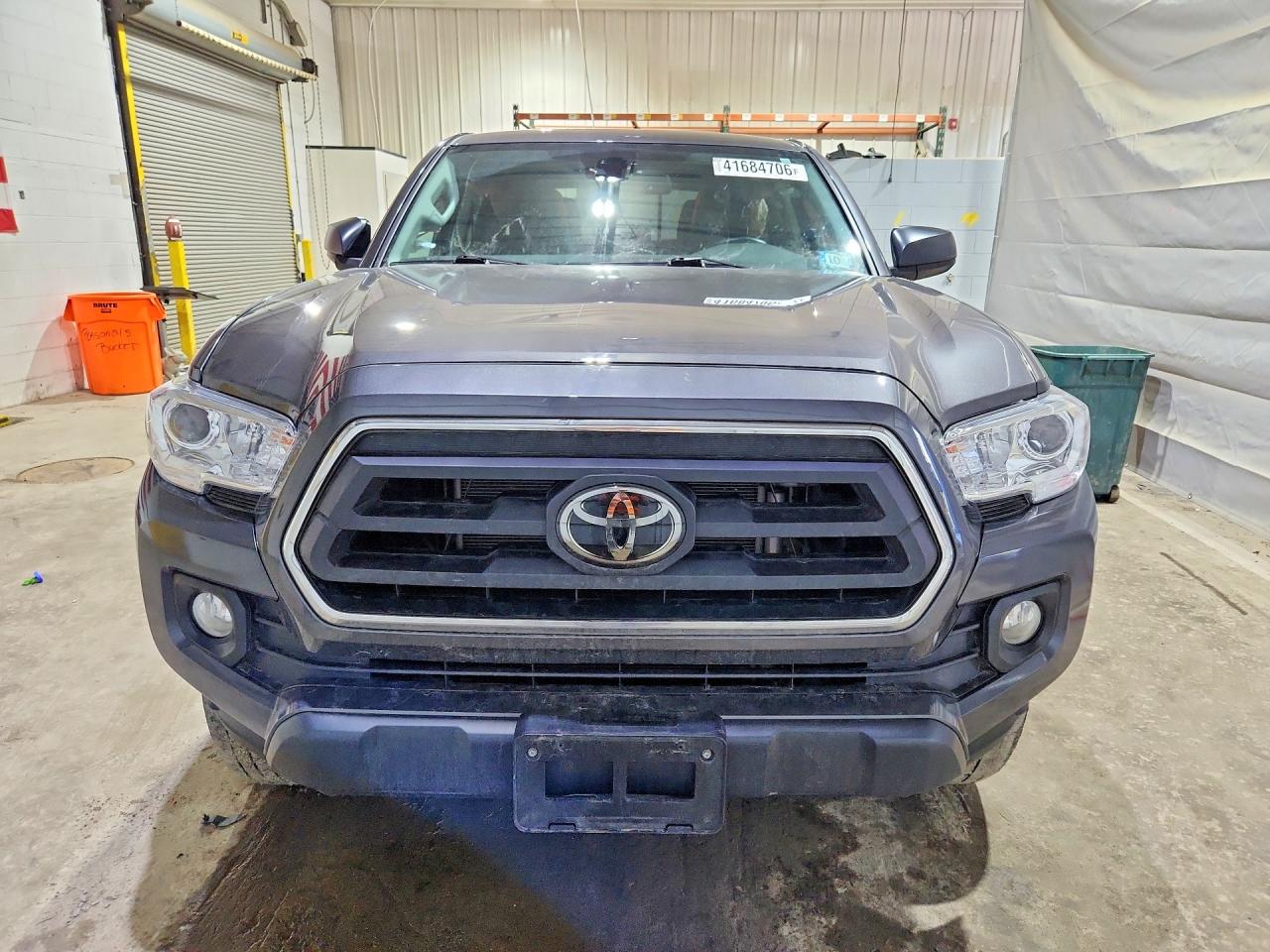 Toyota Tacoma Sr5 V6