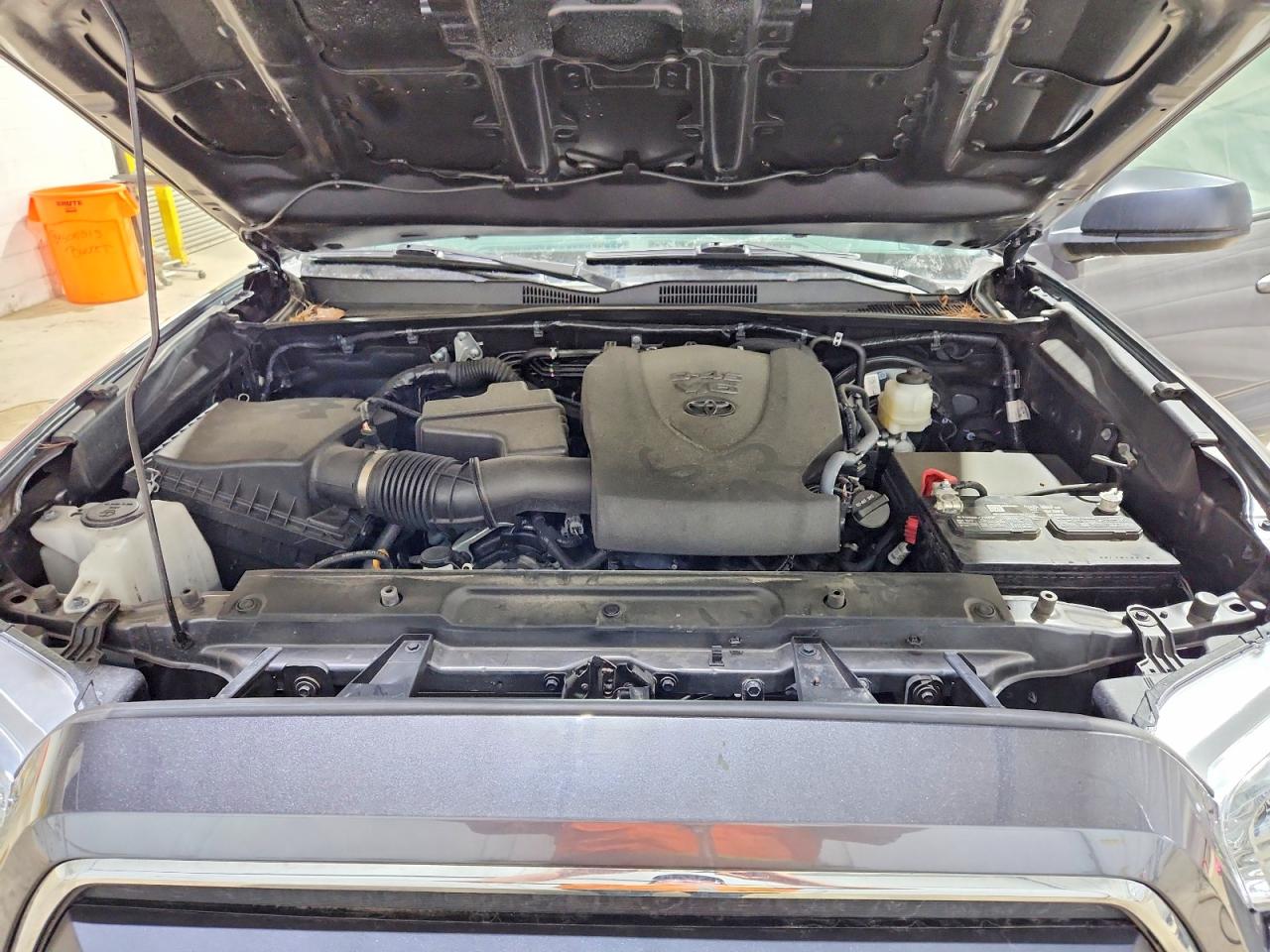 Toyota Tacoma Sr5 V6