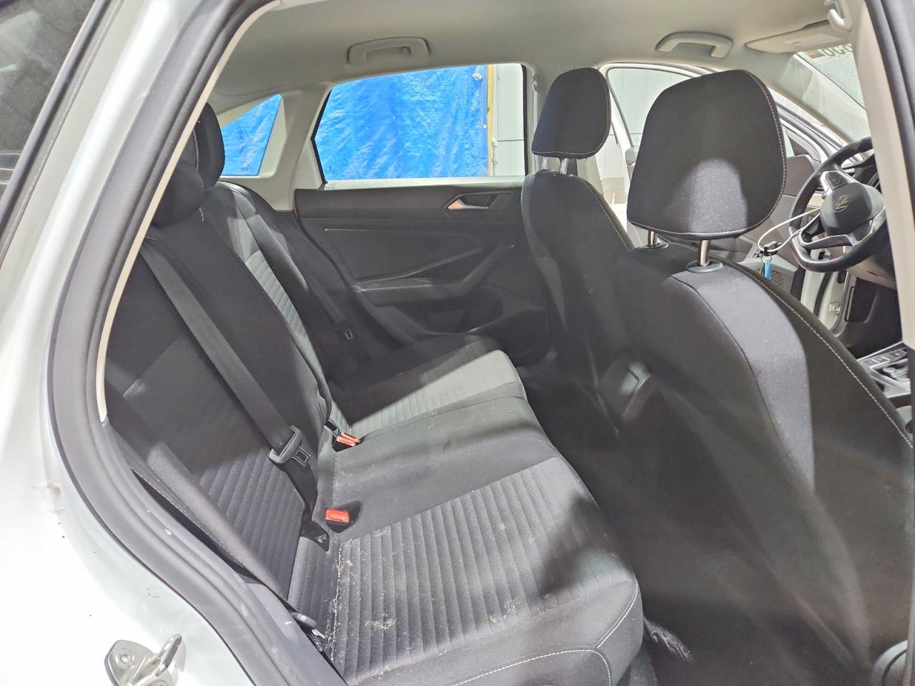 Volkswagen Jetta S