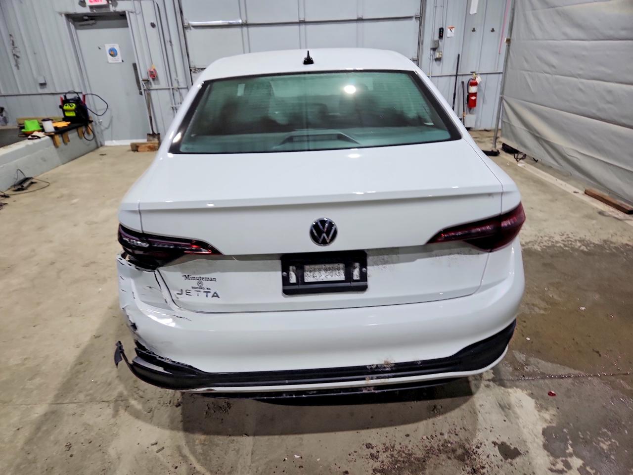 Volkswagen Jetta S