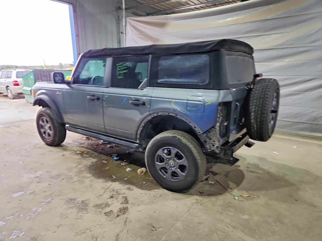 Ford Bronco Base
