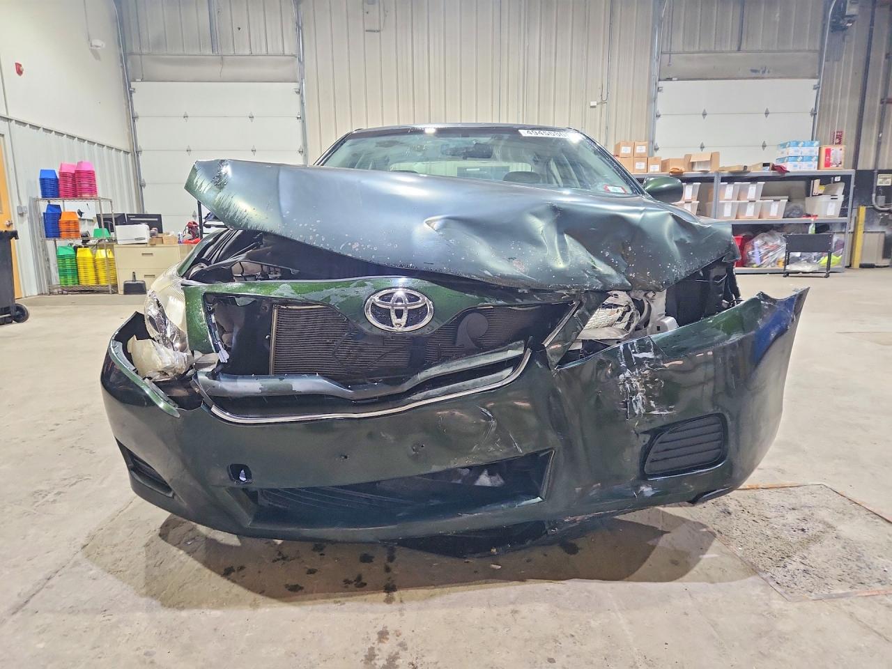 Toyota Camry Le V6