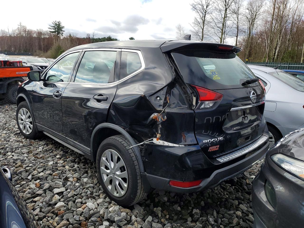 Nissan Rogue S