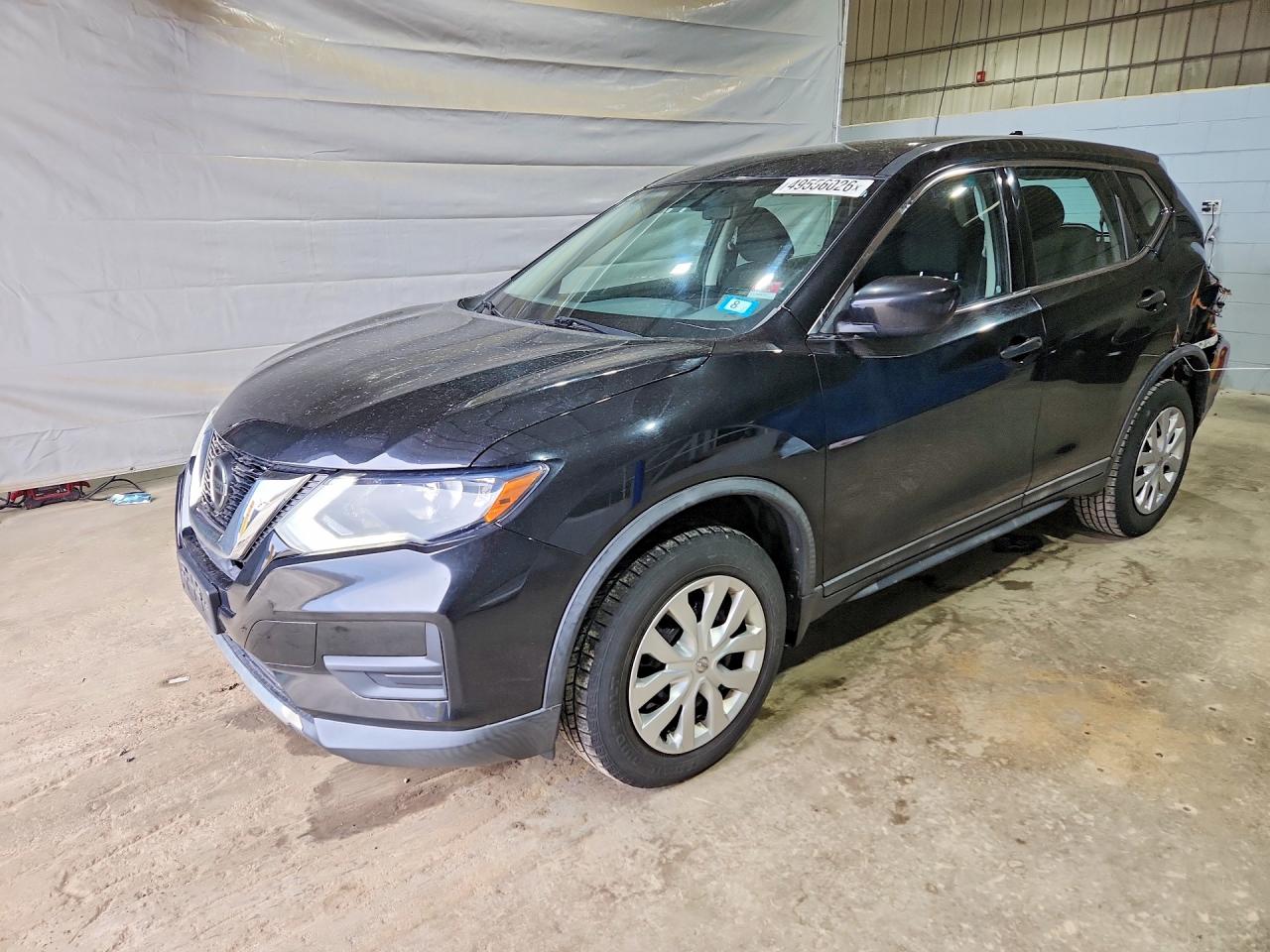 Salvage Nissan Rogue Image