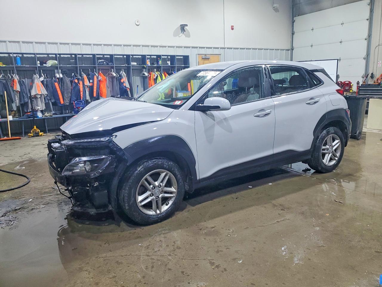 Salvage Hyundai KONA Image