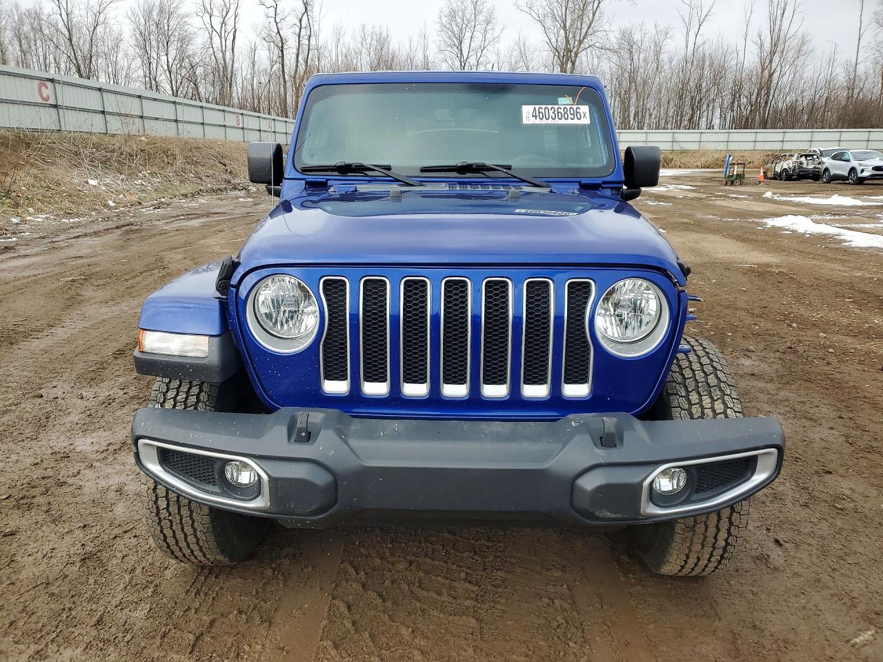 Jeep Wrangler Sahara