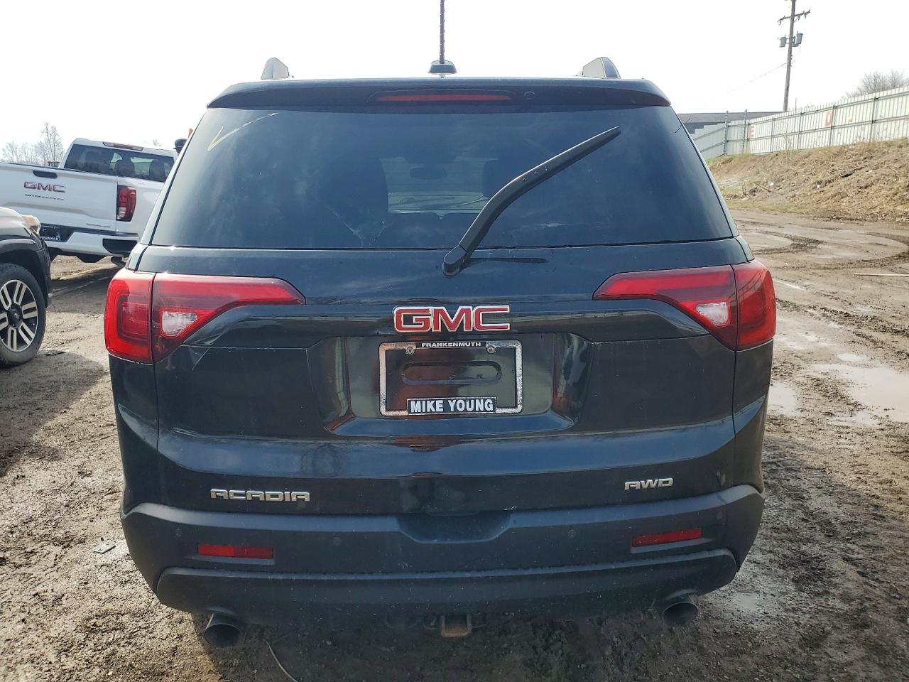 GMC Acadia Slt-1