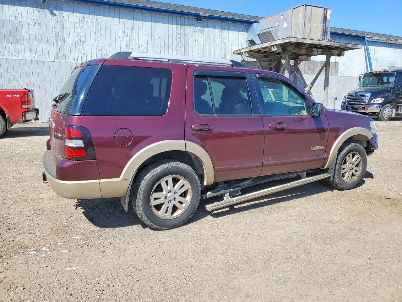 Ford Explorer Eddie Bauer