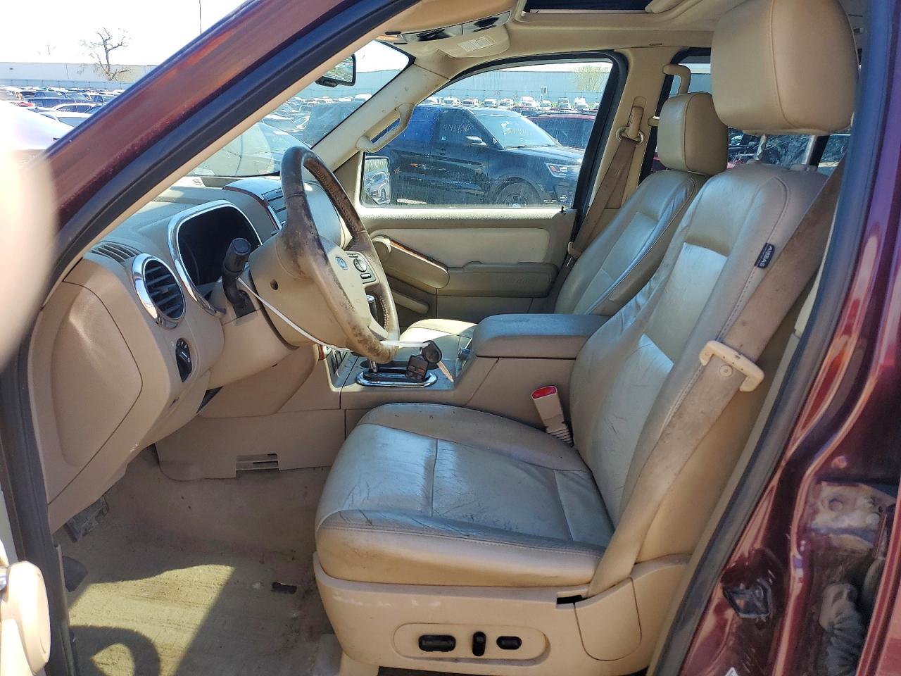 Ford Explorer Eddie Bauer